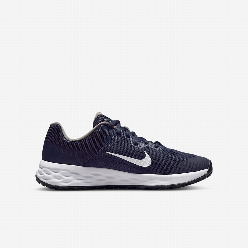 Nike Revolution 6 Gyerek Futócipő Sötétkék Fehér | NI6189-H53