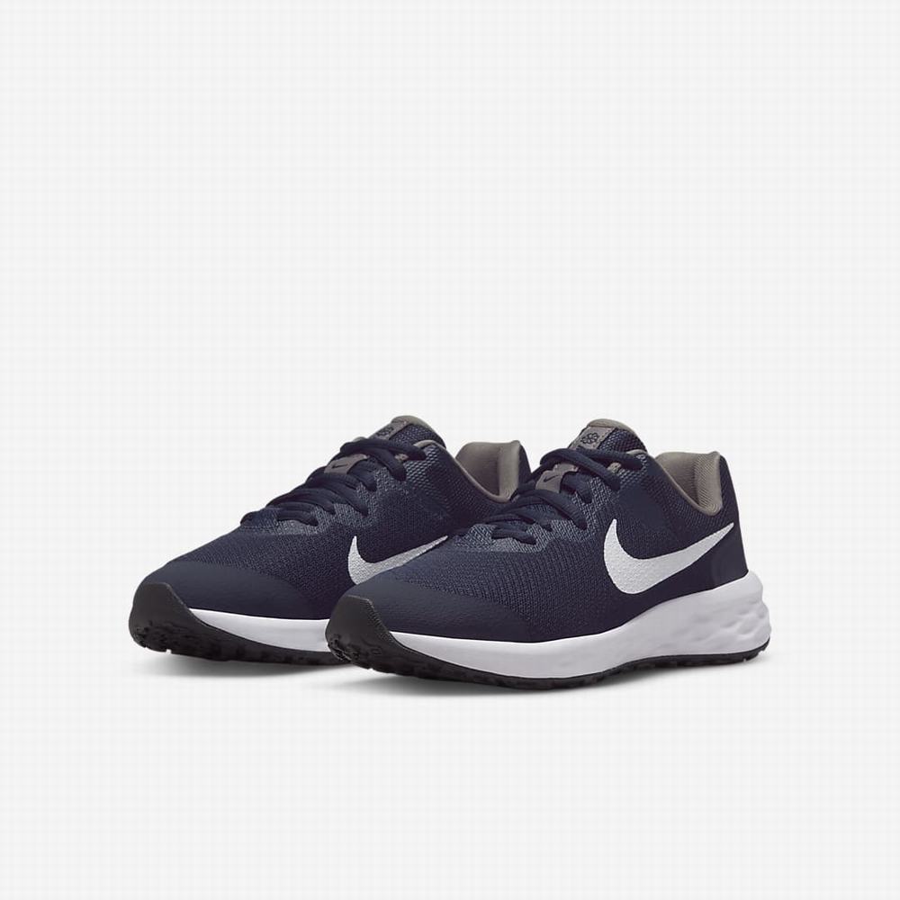 Nike Revolution 6 Gyerek Futócipő Sötétkék Fehér | NI6189-H53