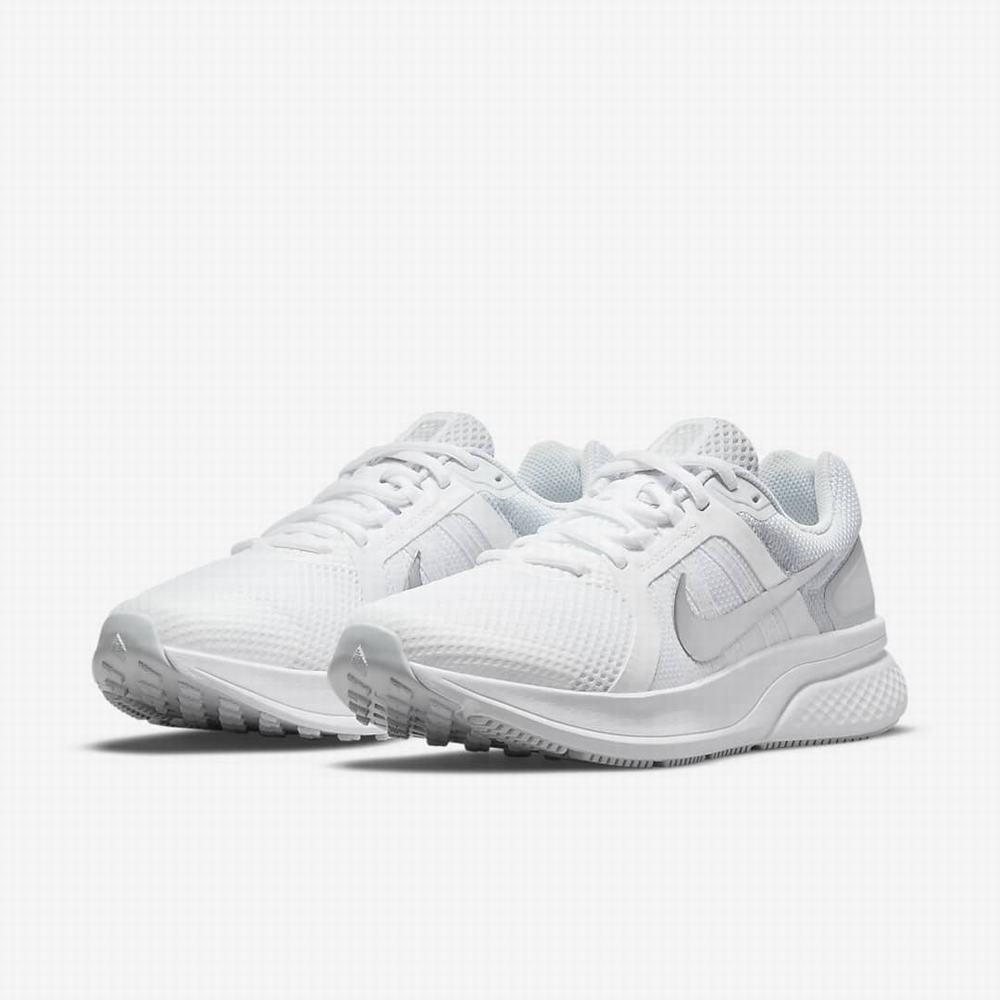 Nike Run Swift 2 Női Futócipő Fehér Platina Metal Titán | NI1673-K32