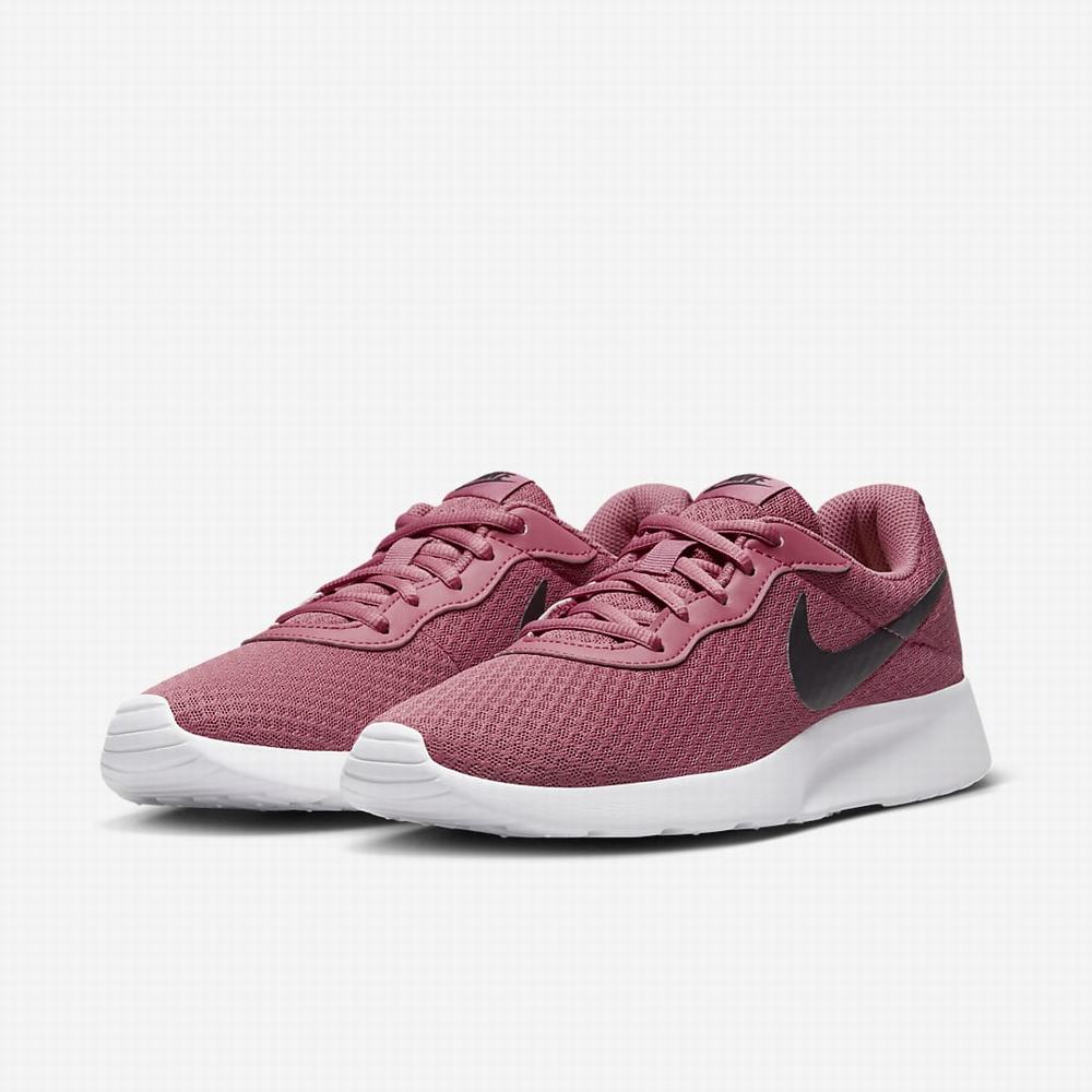 Nike Tanjun Női Utcai Cipő Fehér Fekete | NI0169-Q85