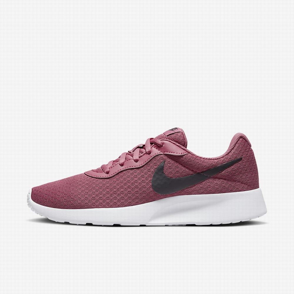 Nike Tanjun Női Utcai Cipő Fehér Fekete | NI0169-Q85