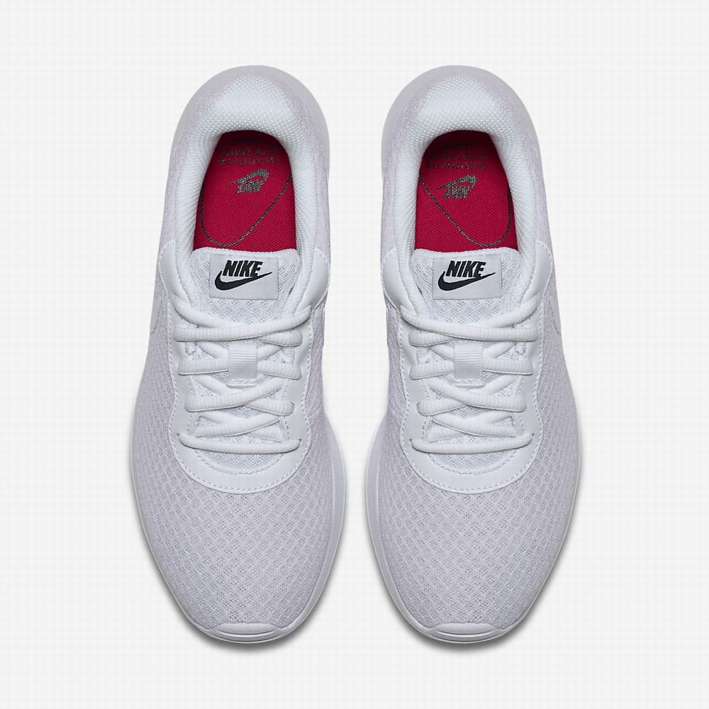 Nike Tanjun Női Utcai Cipő Fehér Fekete Fehér | NI0786-A74