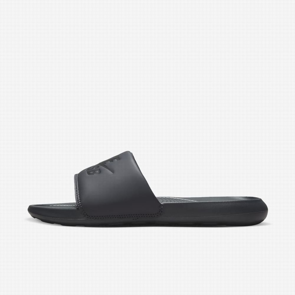 Nike Victori One Férfi Papucs Sötétszürke Fekete | NI7846-G60