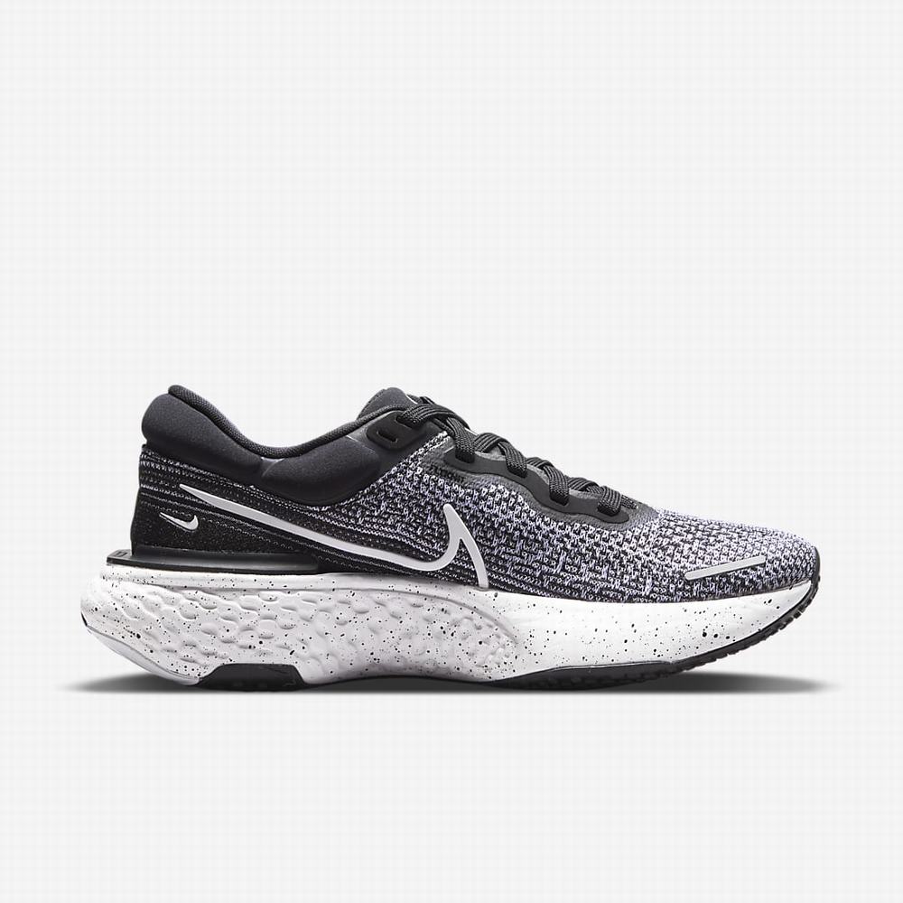 Nike ZoomX Invincible Run Flyknit Női Futócipő Fehér Fekete Fehér | NI4938-Q04
