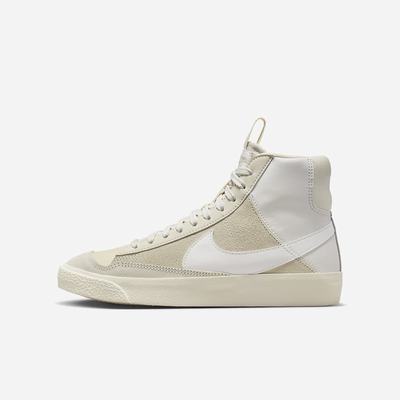 Nike Blazer Mid '77 D Gyerek Utcai Cipő Fehér Világos Krém Fehér | NI5624-V87