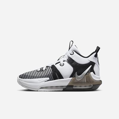 Nike LeBron Witness 7 Gyerek Kosárlabda Cipő Fehér Fekete Metal Titán | NI3827-H53